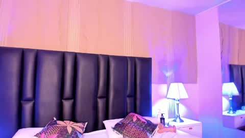 milf_meli online show from 27, 4, 2026