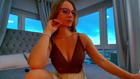 Thea NONUDE in public GMT2 Mon 3-9 AM Wed 3-9 AM Thur 3-9 AM Fri 3-9 AM Sun 3-9 AM. online show from 30, 7, 2026
