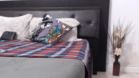 Snapshot of milfbiglips38 chatting on 6, 10, 2025 milfa online show from 6, 10, 2025