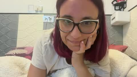 Milf Coder Girl online show from 31, 7, 2026