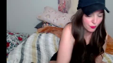 Snapshot of milfmonee chatting on 2, 2, 2025 MILF Monee online show from 2, 2, 2025