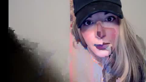 Snapshot of milfmonee chatting on 12, 2, 2025 MILF Monee online show from 12, 2, 2025