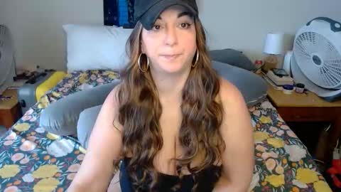 Snapshot of milfmonee chatting on 16, 2, 2026 MILF Monee online show from 16, 2, 2026