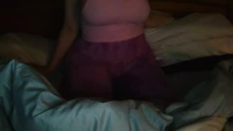 Snapshot of milfytitts chatting on 9, 10, 2025 MilfyTitts online show from 9, 10, 2025