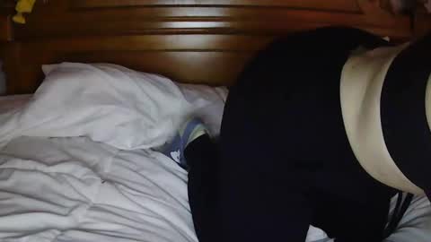 Snapshot of milfytitts chatting on 26, 10, 2025 MilfyTitts online show from 26, 10, 2025