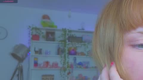 Snapshot of miliameow chatting on 28, 9, 2025 Milia online show from 28, 9, 2025