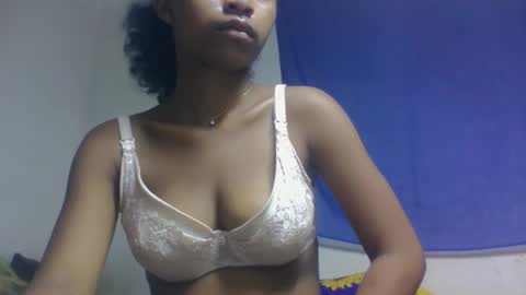 Snapshot of milinasy chatting on 1, 2, 2026 milinasy online show from 1, 2, 2026