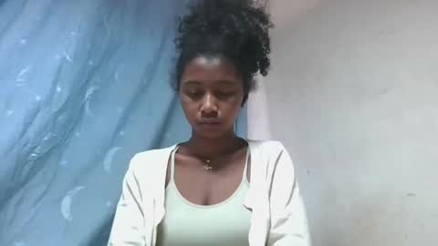 Snapshot of milinasy chatting on 5, 3, 2026 milinasy online show from 5, 3, 2026