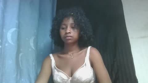 Snapshot of milinasy chatting on 21, 3, 2026 milinasy online show from 21, 3, 2026