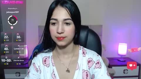 Snapshot of milk_little4u chatting on 7, 11, 2025 luci online show from 7, 11, 2025