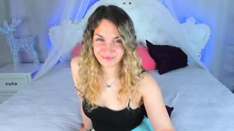 milkablond online show from 24, 4, 2026