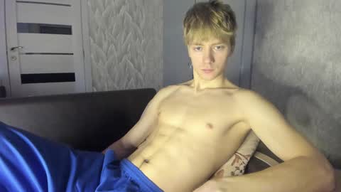 Isaac online show from 21, 1, 2025