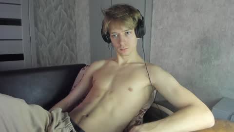 Isaac online show from 31, 1, 2025