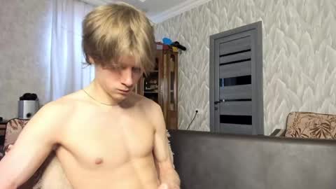 Isaac online show from 21, 4, 2026