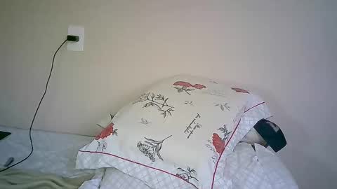 milkoffee online show from 11, 1, 2025