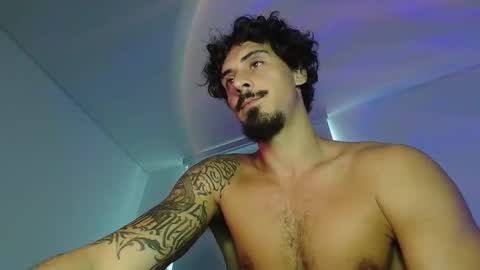 milkoffee online show from 19, 4, 2026