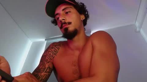 milkoffee online show from 21, 4, 2026