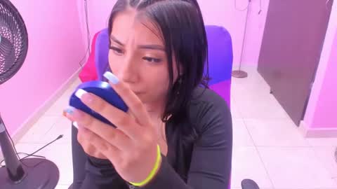 Snapshot of milky__boobs69 chatting on 13, 12, 2024 vale online show from 13, 12, 2024