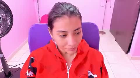 Snapshot of milky__boobs69 chatting on 31, 12, 2024 vale online show from 31, 12, 2024