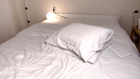 Snapshot of milky__way_ chatting on 22, 12, 2024 milky__way_ online show from 22, 12, 2024