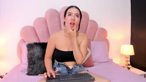 milky_majo online show from 21, 7, 2026