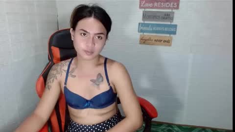 Snapshot of milkycumnel23 chatting on 22, 1, 2025 NEL 23 online show from 22, 1, 2025