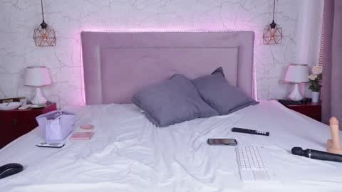 MillaBliss online show from 12, 3, 2025