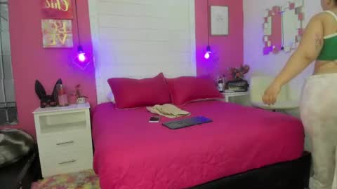 Snapshot of millers_rousse chatting on 11, 6, 2026 millers_rousse online show from 11, 6, 2026