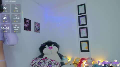        online show from 23, 4, 2026