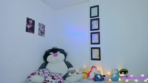        online show from 24, 4, 2026