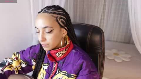 millie_volturi online show from 11, 6, 2026