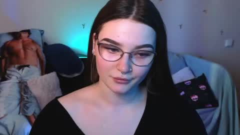 Snapshot of milliedoll chatting on 27, 5, 2026 Millie online show from 27, 5, 2026