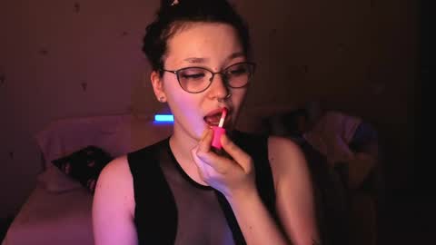 Snapshot of milliedoll chatting on 3, 6, 2026 Millie online show from 3, 6, 2026