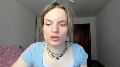mili-kira online show from 12, 5, 2026