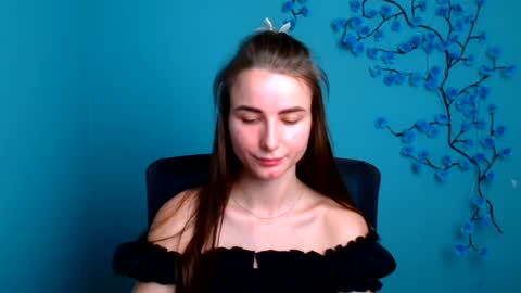 Snapshot of milly_liss chatting on 22, 6, 2026 Milly online show from 22, 6, 2026
