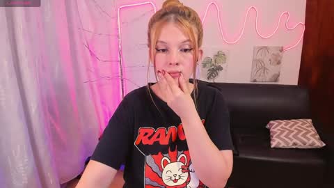 Snapshot of millysandlerr chatting on 1, 5, 2026 millysandlerr online show from 1, 5, 2026