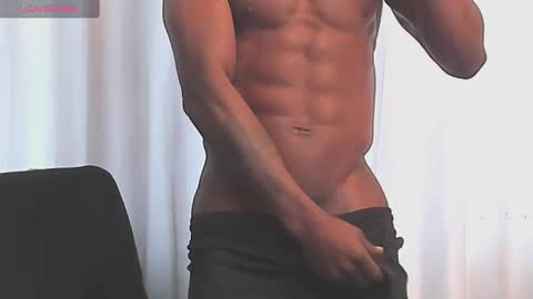 Snapshot of miltonn_jakee chatting on 31, 1, 2025 Miltonn online show from 31, 1, 2025