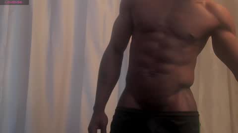 Snapshot of miltonn_jakee chatting on 4, 2, 2025 Miltonn online show from 4, 2, 2025