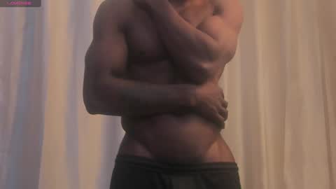 Snapshot of miltonn_jakee chatting on 5, 2, 2025 Miltonn online show from 5, 2, 2025