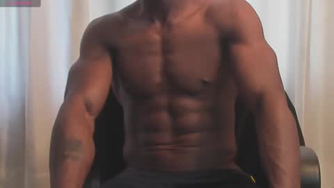 Snapshot of miltonn_jakee chatting on 7, 2, 2025 Miltonn online show from 7, 2, 2025