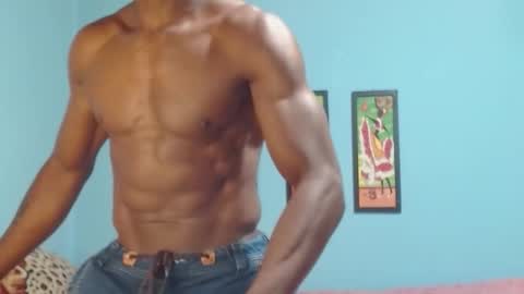 Snapshot of miltonn_jakee chatting on 25, 10, 2025 Miltonn online show from 25, 10, 2025