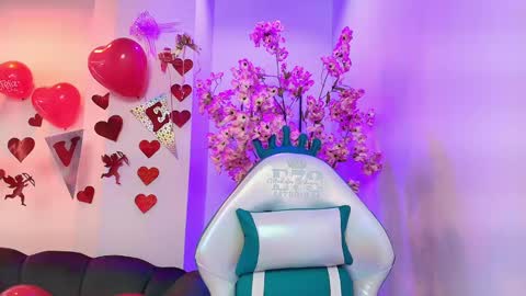 Milu ballmer  online show from 15, 2, 2025