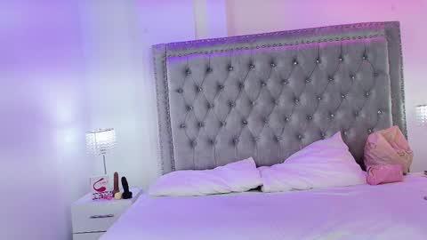 Milu ballmer  online show from 20, 2, 2025