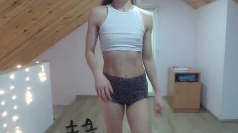 milusea online show from 17, 1, 2025