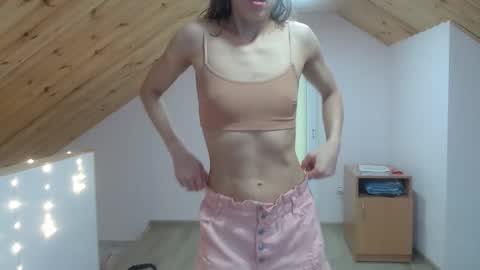 milusea online show from 1, 2, 2025