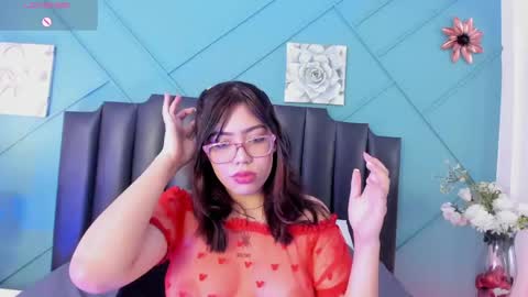 Snapshot of miluvegaa_ chatting on 25, 4, 2026 MiLu online show from 25, 4, 2026