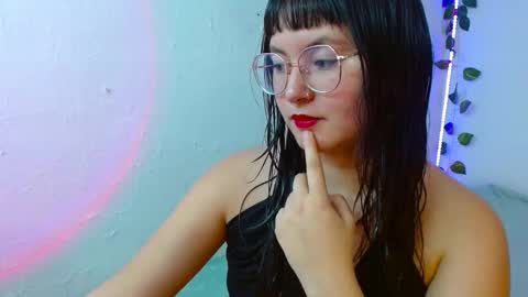 mily_baker online show from 13, 2, 2025
