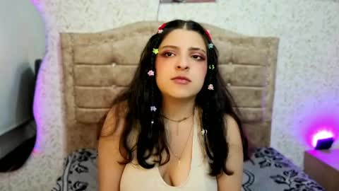 Snapshot of mily_lu chatting on 7, 6, 2026 mily online show from 7, 6, 2026