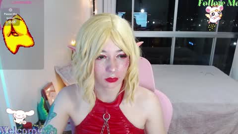 mily_milk_ online show from 25, 12, 2024