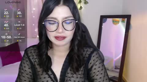 Snapshot of mily_thomson_b chatting on 23, 5, 2026 Mily online show from 23, 5, 2026